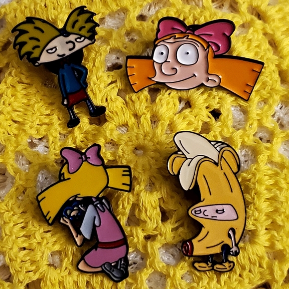 Arnold enamel lapel push pin. - Picture 5 of 6